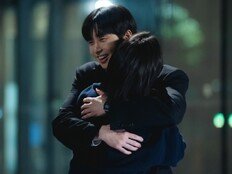 박서준, ♥원지안 와락 끌어 안았다 (경도를 기다리며)