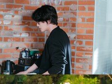 장률 ‘러브 미’서 스윗함 치사량 주도현 ‘착붙’