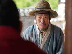 ‘왕과 사는 남자’ 유해진, 역사책 찢고 나왔다