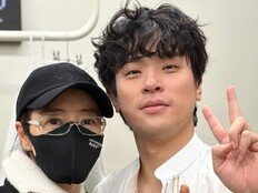 김혜수, ‘국민 전 남친’ 박정민 만났다…엄지 척 투샷 [DA★]