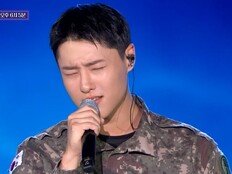 우즈 ‘Drowning’, 멜론 2025 국내 연간차트 1위…“1년6개월 만에 돌풍”