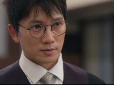 지성 원맨쇼 미쳤네, 판사직은 거들뿐 그냥 해결사 (판사 이한영)[TV종합]