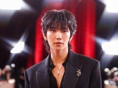 세븐틴 조슈아, 美 골든글로브 레드카펫 등장.. LA ‘들썩’