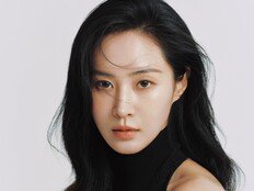 ‘침범’ 이어 연극까지…권유리 ‘스릴러 퀸’ 굳히기