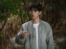 로몬, ‘오늘부터 인간입니다만’ 강시열로 눈도장…첫방부터 존재감