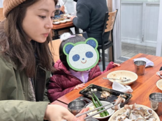강소라, 두 딸과 부산 먹방 기록…식당 리스트까지 공개