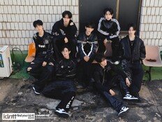 아이덴티티, 데뷔 반년 만에 정산 완료 화제 ‘포카에 답있다’