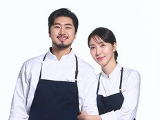 ‘흑백2’ 김희은 셰프, 남편과 추성훈 소속사 본부이엔티 行 [공식]