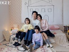 김나영♥마이큐 패밀리 ‘첫 가족컷’…봄 화보 눈길