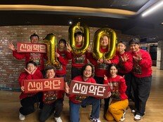 ‘신의악단’ 역주행의 기적…마침내 100만 관객 돌파