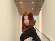 모모, 뒤태 노출에 ‘심쿵’…옷이 너무 과감한 거 아냐? [DA★]