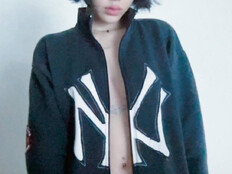 AOA 출신 지민, 당당 노브라 스포티룩 ‘몽환적’