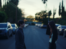 우즈, 선공개 타이틀곡 ‘시네마’ MV 티저 공개…감각적 영상미