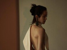 한지민, 이런 노출 처음…청순미 지운 파격 뒤태 [DA★]