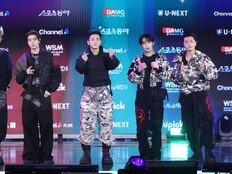 연초부터 K팝 보석함 열렸다, SNS 달군 디 어워즈 직캠