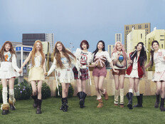 하츠투하츠, 첫 팬미팅서 신곡 ‘RUDE!’ 무대 최초 공개