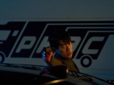 입소문 타고 장기 흥행 가속도… ‘휴민트’, 조인성·박정민의 ‘숨멎’ 순간 포착