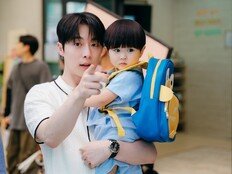 배인혁·박유호 흐뭇해지는 케미… B컷 대방출 (우주를 줄게)