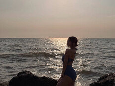 키오프 나띠, 완벽 수영복 실루엣…감탄 나오는 S라인