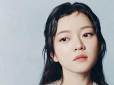 ‘파반느’ 고아성 “데뷔 후 첫 멜로, 문상민과 거리감 유지하려 노력”[인터뷰]