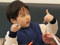 ‘김준호 子’ 은우·정우, 인생 첫 순대 먹방…“맛있어” 엄지 척 (슈돌)