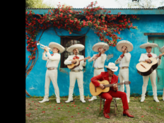 브루노 마스, 10년 만 정규 컴백…글로벌 기록 행진