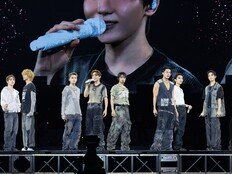 세븐틴, 싱가포르 정복… 외신 “K팝 라이브 최강자” 극찬