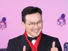 MC 딩동, 인터넷 방송 중 여성 BJ 폭행 논란…사과에도 비판[SD이슈]