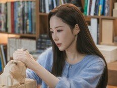 ‘뭘까 싶더라’… ‘세이렌’ 감독 주특기 나왔다