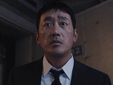 하정우, 19년 만 드라마 복귀…첫 회부터 납치 엔딩 (건물주)