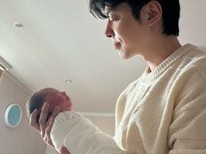 ‘하트시그널2’ 김도균, 결혼 4년 만에 득남…“계속 보게 돼” 첫 반응