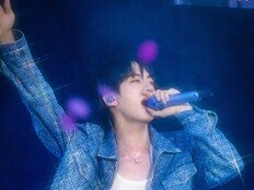방탄소년단 진 팬들 진짜 미쳤다…광화문 통째로