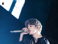 방탄소년단 지민 은발 보면 심장 괜찮으세요?