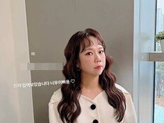 ‘49kg‘ 홍현희, 가녀린 라인 드러내며…“드디어 입어봤어요” 감격 [DA★]