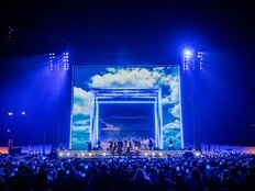 BTS ‘광화문 생중계 광속 효과’ 넷플 1위, 스포티파이서도 일냈다