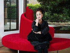K-컬처의 ‘대모’ 이미경 부회장…할리우드 리포터 집중 조명