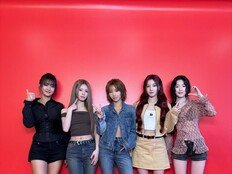 아이들, 美 토크쇼 이어 라디오서 활약…‘퀸카’, ‘Mono’ 라이브로 호응