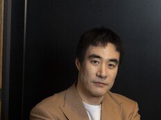 ‘복귀’ 배성우 “실수하지 않고 조심히 살 것…동생 배성재에게도 미안”[인터뷰]