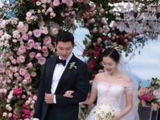 “영원한 사랑과 우정.. 그 사이쯤” 손예진♥ 현빈과 결혼 4주년 자축하며 웨딩사진 공개