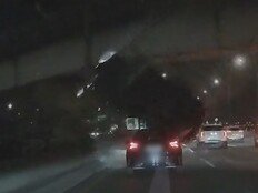 반포대교 난간 뚫고 SUV 추락…약물 운전 ‘충격’ (한블리)