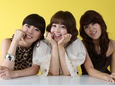 씨야, 15년 만 완전체…‘뉴스룸’까지 뚫었다