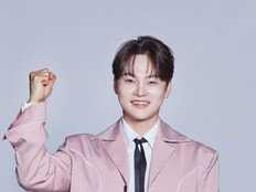 ‘트롯픽’ 박서진, 감성 짙은 목소리로 봄날 버스킹 무대에 가장 잘 어울리는 가수 [DA차트]