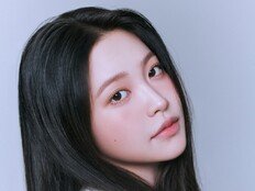 하이스쿨 퀸에서 해녀로, 김예림의 무해한 변신 ‘아주르 스프링’