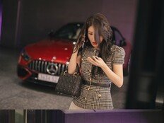 ‘계란 테러’ 아이유, 변우석과 스캔들→봉변 그 자체 (대군부인)