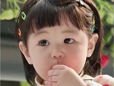 심형탁 子 하루, 2대 딸기왕자 등극…딸기옷+머리핀 찰떡 소화 (슈돌)