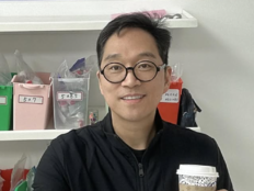 코미디언 출신 의사 “이게 1등석이냐”…국내 항공사 ‘실망’ 토로 [SD이슈]