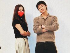 우즈, 옆 여성 누나인 줄…알고 보니 ‘엄마’였다 [SD셀픽]