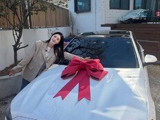 “용돈 받는 남편이 외제차를”…서동주, 결혼기념일 선물에 ‘감동’ [DA★]