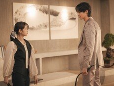 아이유♥변우석, 첫 사랑싸움 발발…매콤 모드 ON (21세기 대군부인)