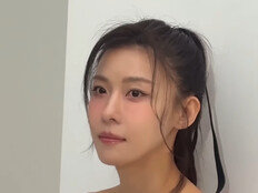 하지원, 가슴 위 타투 깜짝…몽환미에 반전 매력